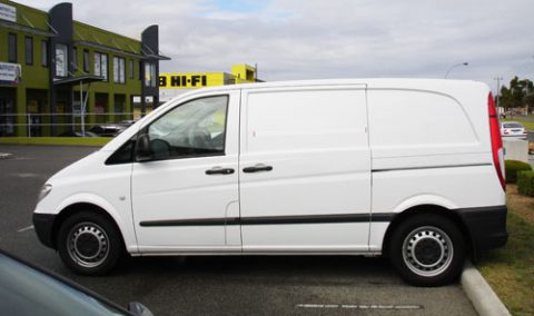 signwriting-of-van-before