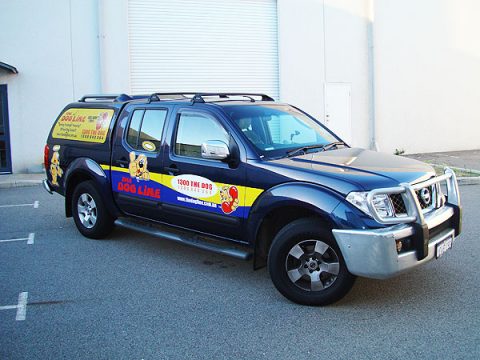 nissan-navara-signage