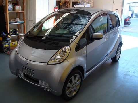 mitsubishi-imiev-wrap-24