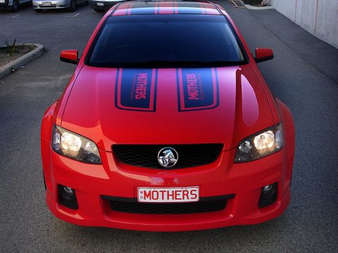 mothers-holden-commodore-signwriting