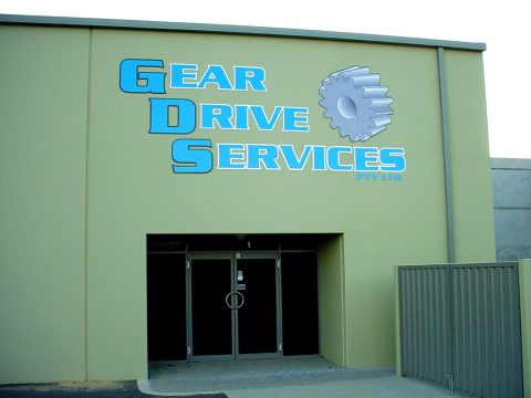 gear-drive-services-building-signage